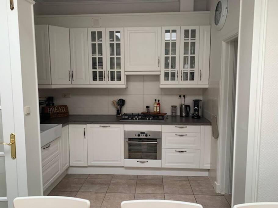Een Heerlijke Woning Op Loopafstand Van Centrum! Leeuwarden Ngoại thất bức ảnh